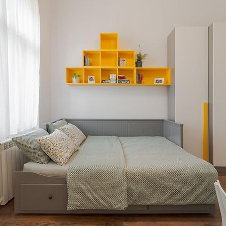Apartament Ultracentral Alecsandri 1 Oradea Exteriör bild